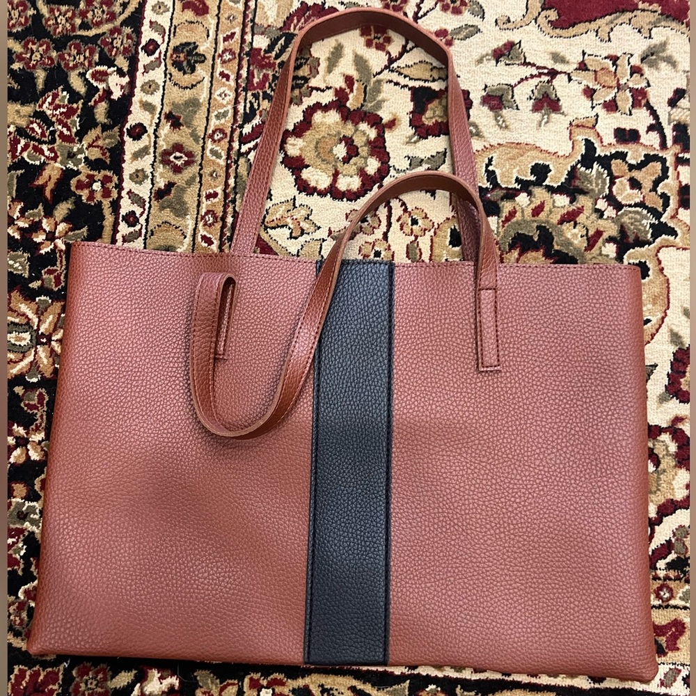 Vince Camuto leather shoulder bag